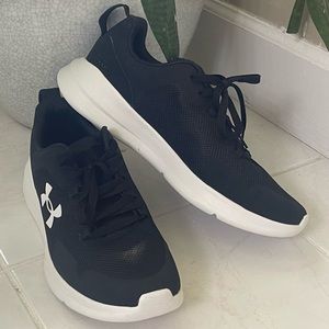 Under Armor   Size 12